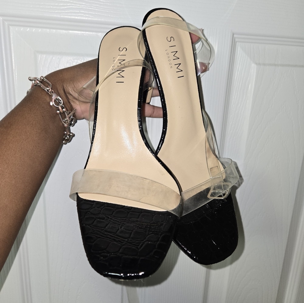 Black Women's Heels With Clear Clasp